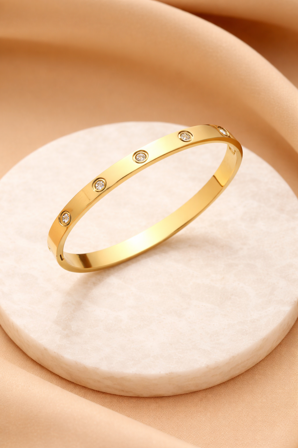 The Eternal Glow Linux | 18K Gold Finish Solitaire Edition