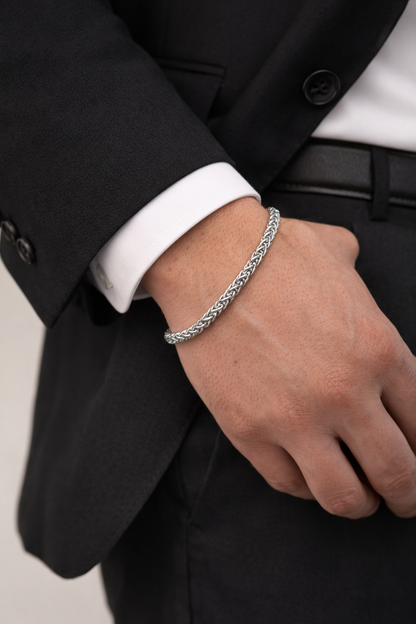 The Silver Alpha Wheat Chain Bracelet